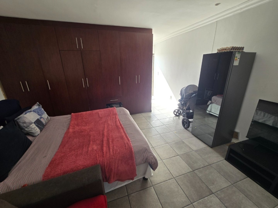 4 Bedroom Property for Sale in Westgate Western Cape